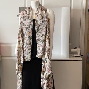 Floral Print Convertible Scarf Vest